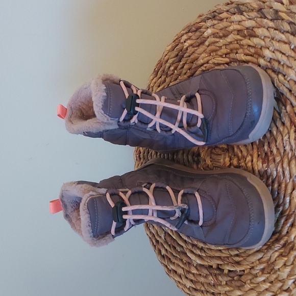 Sorel Girls Waterproof Plum Quilted Shearling Lined Toggle Winter Boot Size 4 - Picture 3 of 11